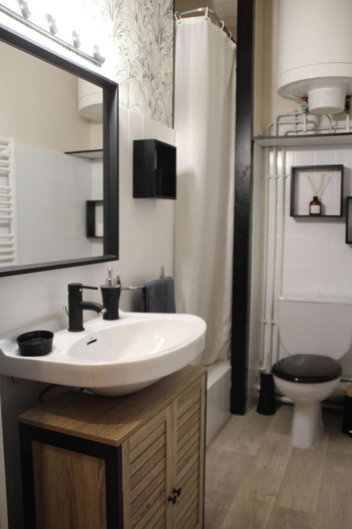 Pyrene Holidays- Residence Le Grand Hotel - Studio Lumineux A 2 Pas Des Thermes De Capvern Les Bains Exterior foto